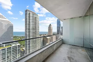 8 E Randolph St, Chicago, IL 60601 - Photo 10
