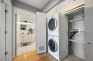 8 E Randolph St, Chicago, IL 60601 - Photo 22