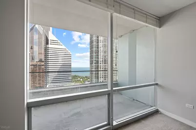 8 E Randolph Street #3202, Chicago, IL 60601 - Photo 20