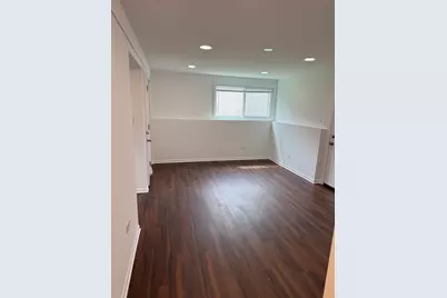 551 N Washington Avenue #B, Batavia, IL 60510 - Photo 6