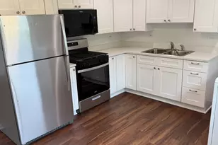 551 N Washington Ave, Batavia, IL 60510 - Photo 8