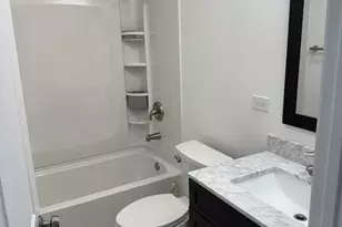 551 N Washington Ave, Batavia, IL 60510 - Photo 12