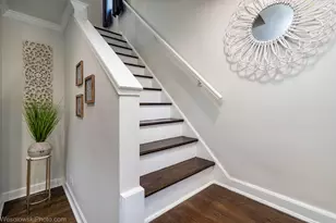 3812 W Hull St, Skokie, IL 60076 - Photo 14