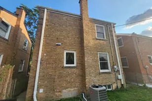 3812 W Hull St, Skokie, IL 60076 - Photo 32