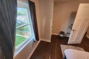 3812 W Hull St, Skokie, IL 60076 - Photo 22