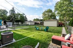3812 W Hull St, Skokie, IL 60076 - Photo 26