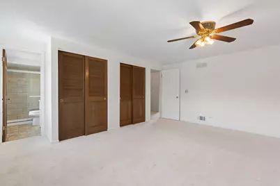1541 E Lake Louise Drive, Palatine, IL 60074 - Photo 24
