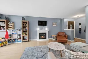 3114 W Jerome St, Chicago, IL 60645 - Photo 12
