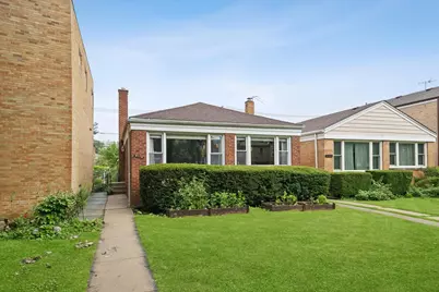 3114 W Jerome Street, Chicago, IL 60645 - Photo 2