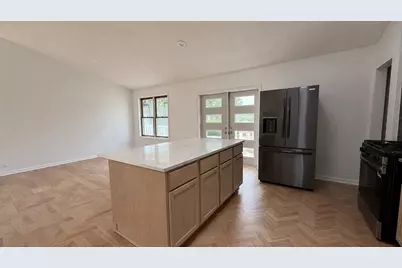 23689 N Midlothian Road, Lake Zurich, IL 60047 - Photo 4