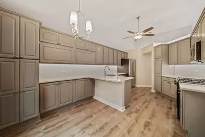 5645 S Cass Avenue #301, Westmont, IL 60559 - Photo 10