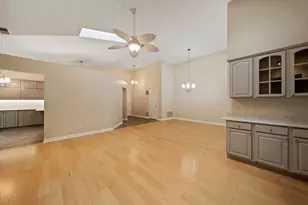 5645 S Cass Ave, Westmont, IL 60559 - Photo 6