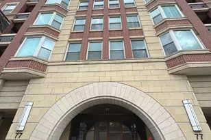 77 S Evergreen Ave, Arlington Heights, IL 60005 - Photo 2