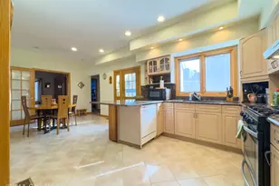 7940 N Oketo Ave, Niles, IL 60714 - Photo 16