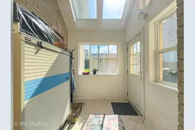7940 N Oketo Avenue, Niles, IL 60714 - Photo 38