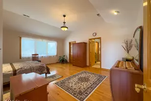 7940 N Oketo Ave, Niles, IL 60714 - Photo 22
