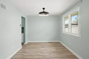 15606 Vista Dr, Oak Forest, IL 60452 - Photo 10