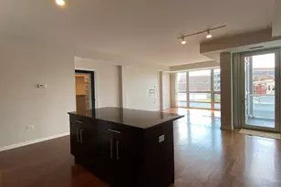 744 W Fullerton Ave, Chicago, IL 60614 - Photo 6