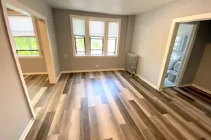839 W Sheridan Rd, Chicago, IL 60613 - Photo 2