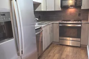 5950 N Kenmore Ave, Chicago, IL 60660 - Photo 6
