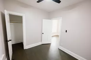 7615 S Champlain Ave, Chicago, IL 60619 - Photo 6