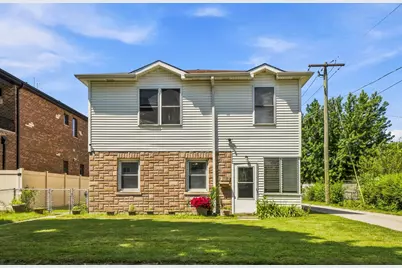 8336 Mango Avenue, Morton Grove, IL 60053 - Photo 2