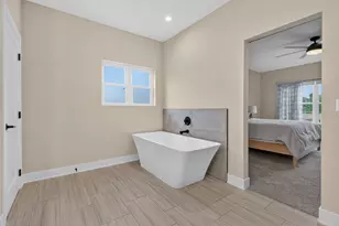 205 Wesley Dr, Peotone, IL 60468 - Photo 18
