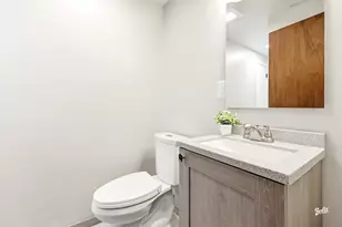 1508 Poplar St, McHenry, IL 60051 - Photo 12