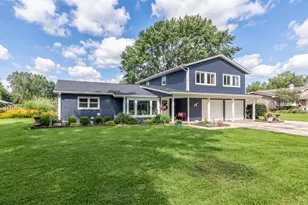 1012 Martha St, Elk Grove Village, IL 60007 - Photo 1