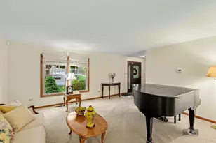 1613 Chestnut Hill Rd, Plainfield, IL 60586 - Photo 6