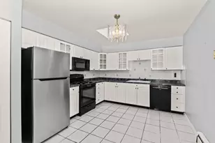 8203 Niles Center Rd, Skokie, IL 60077 - Photo 6