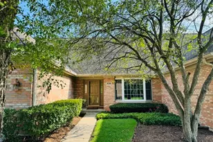 836 Wedgewood Dr, Crystal Lake, IL 60014 - Photo 1
