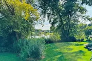 836 Wedgewood Dr, Crystal Lake, IL 60014 - Photo 8