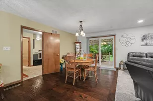 309 S 3rd St, Chatsworth, IL 60921 - Photo 12