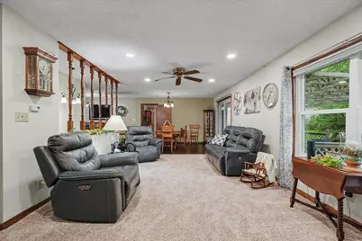 309 S 3rd Street, Chatsworth, IL 60921 - Photo 8