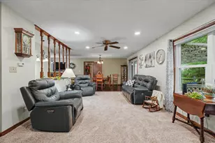 309 S 3rd St, Chatsworth, IL 60921 - Photo 8