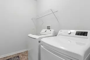 2703 Northmoor Dr, Naperville, IL 60564 - Photo 20