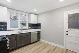 8011 S Dante Ave, Chicago, IL 60619 - Photo 6