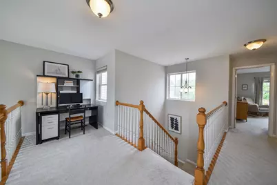 323 Fairmont Court, Saint Charles, IL 60175 - Photo 8