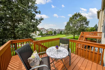 323 Fairmont Court, Saint Charles, IL 60175 - Photo 16