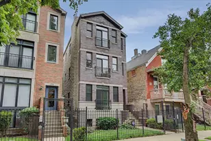2739 W Thomas St, Chicago, IL 60622 - Photo 1