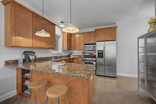 2739 W Thomas St, Chicago, IL 60622 - Photo 8