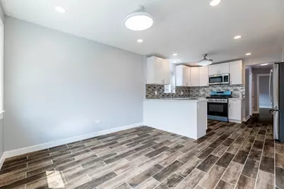 8151 S Commercial Avenue, Chicago, IL 60617 - Photo 8