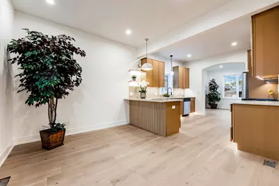 5721 S Newcastle Avenue, Chicago, IL 60638 - Photo 4
