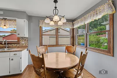 12855 Crestbrook Court, Crestwood, IL 60418 - Photo 10
