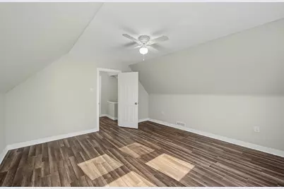 11325 S Avenue H, Chicago, IL 60617 - Photo 16
