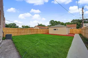 11325 S Avenue H, Chicago, IL 60617 - Photo 26