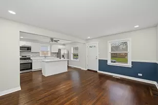 11325 S Avenue H, Chicago, IL 60617 - Photo 8