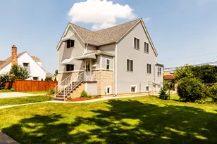 4829 Forster Ave, Schiller Park, IL 60176 - Photo 2