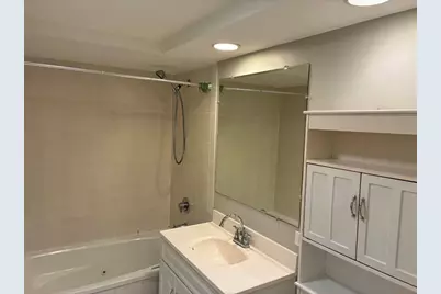 9440 S 79th Court #3NW, Hickory Hills, IL 60457 - Photo 10